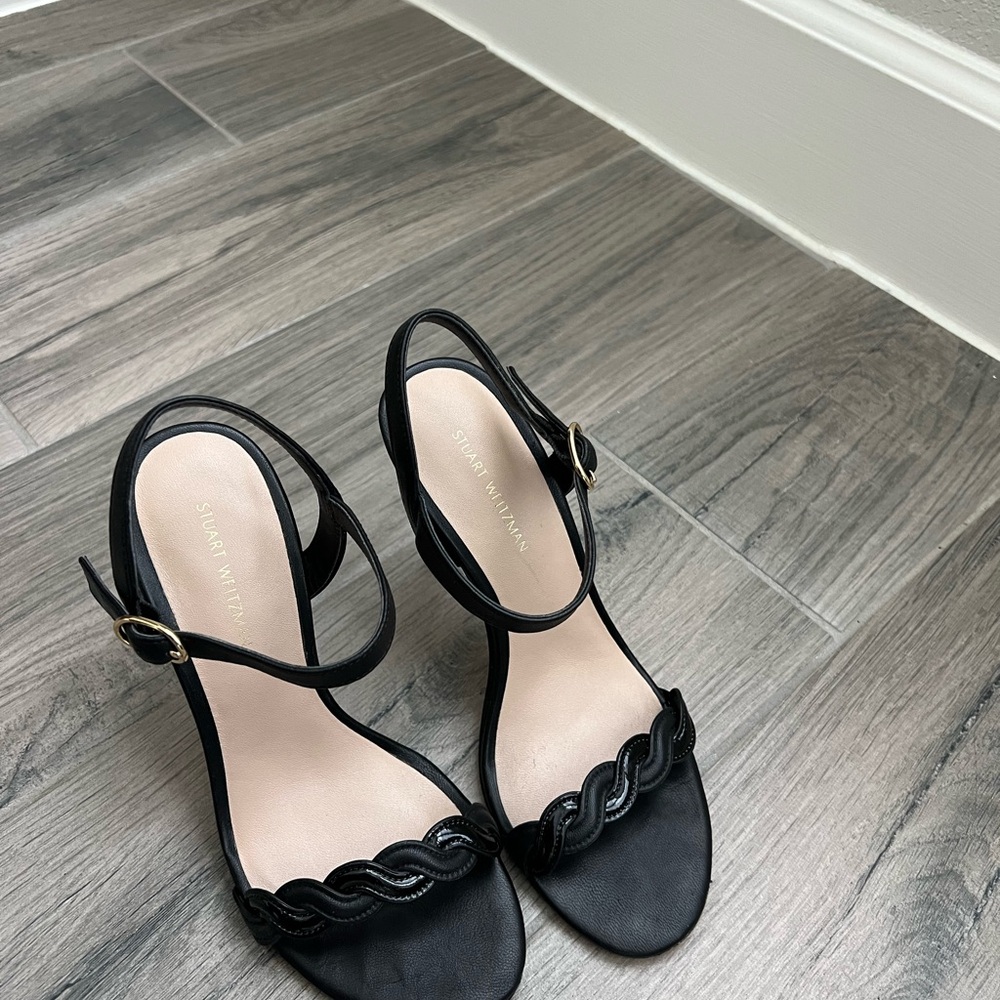 Stuart Weitzman Black Wavy Strap Heels